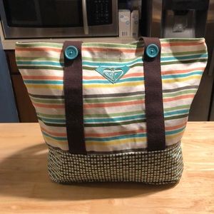 Adorable Roxy tote bag